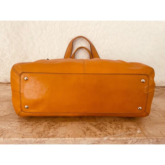 COACH Pleated mustard Full Grain Leather Soho Satchel Handbag F13732 - Picture 6 of 10